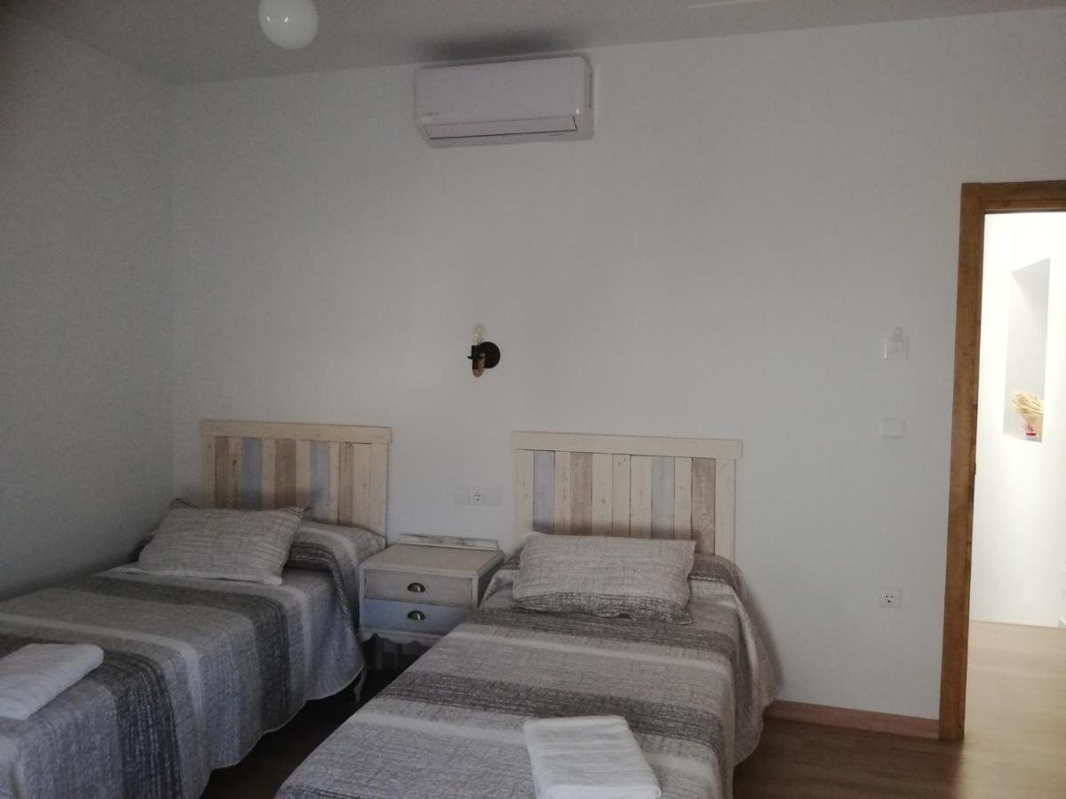 Hostal El Lugar De La Mancha Argamasilla de Alba Eksteriør billede